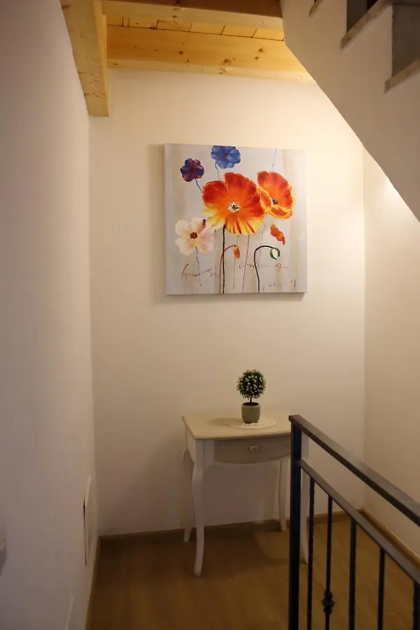 La Magnolia Guests House Bed & Breakfast Dervio Italy