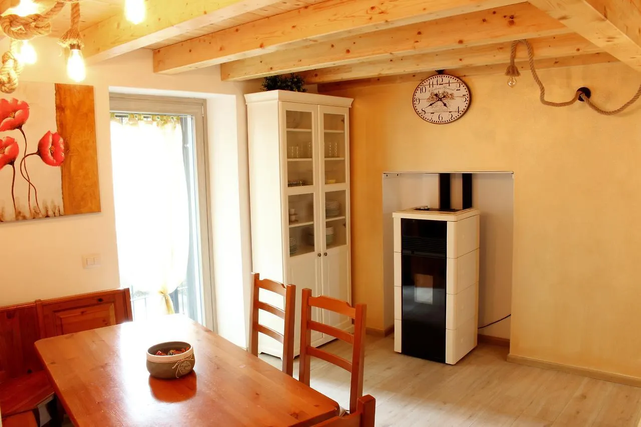 La Magnolia Guests House Bed & Breakfast Dervio Italy