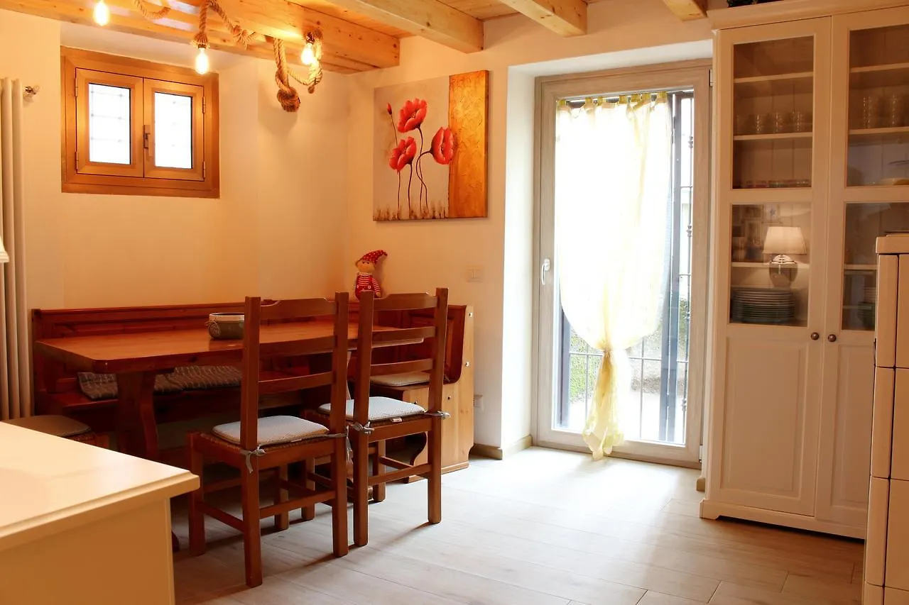 La Magnolia Guests House Bed & Breakfast Dervio Italy
